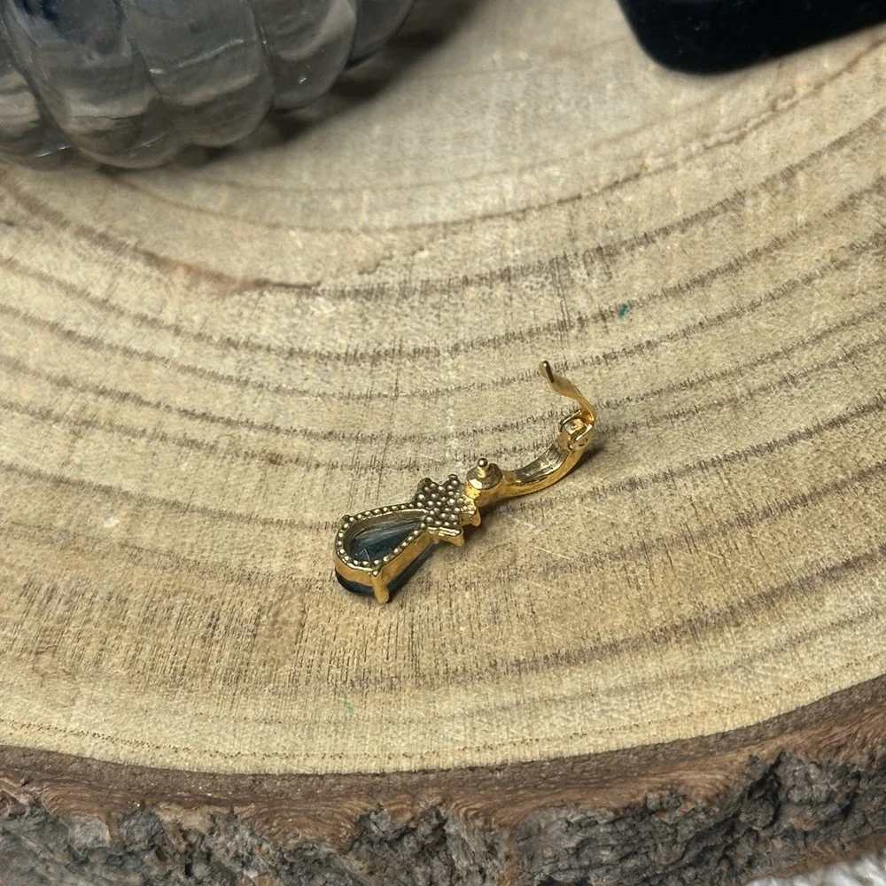 Roman Gold and Blue Topaz Teardrop Pendant - Picture 3 of 4